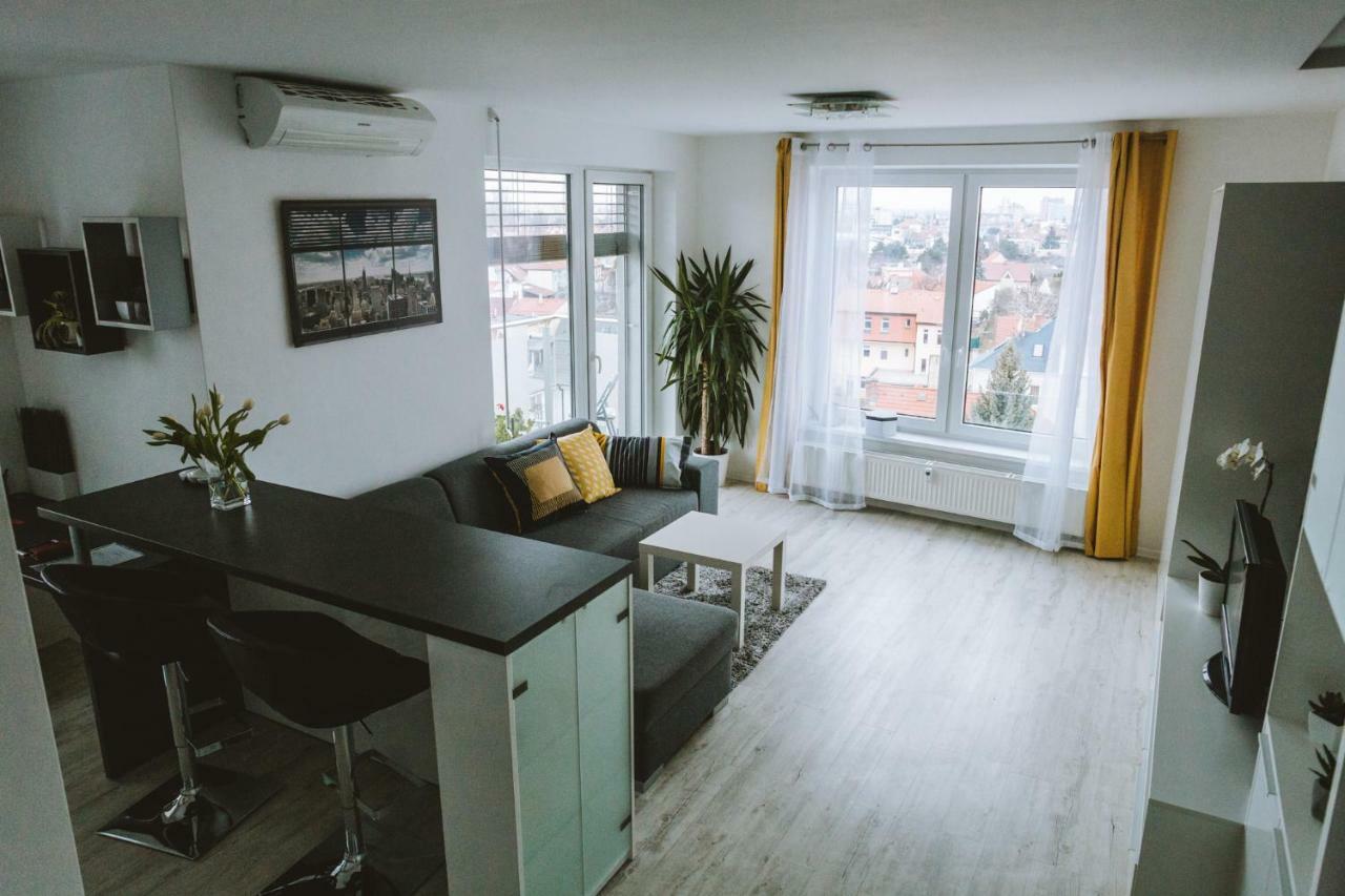 Design Apartment, The City Centre Close To The Health Spa Piest'any Dış mekan fotoğraf