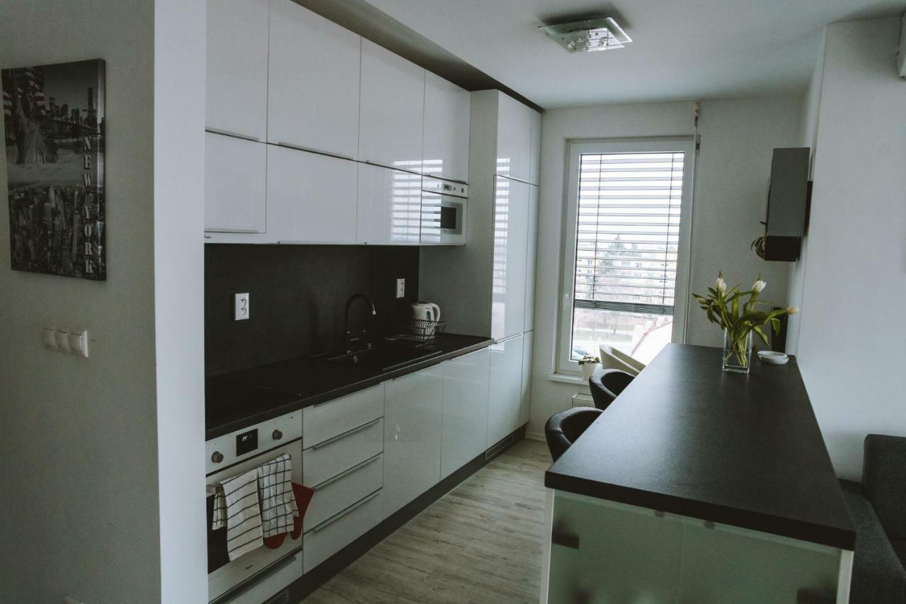 Design Apartment, The City Centre Close To The Health Spa Piest'any Dış mekan fotoğraf